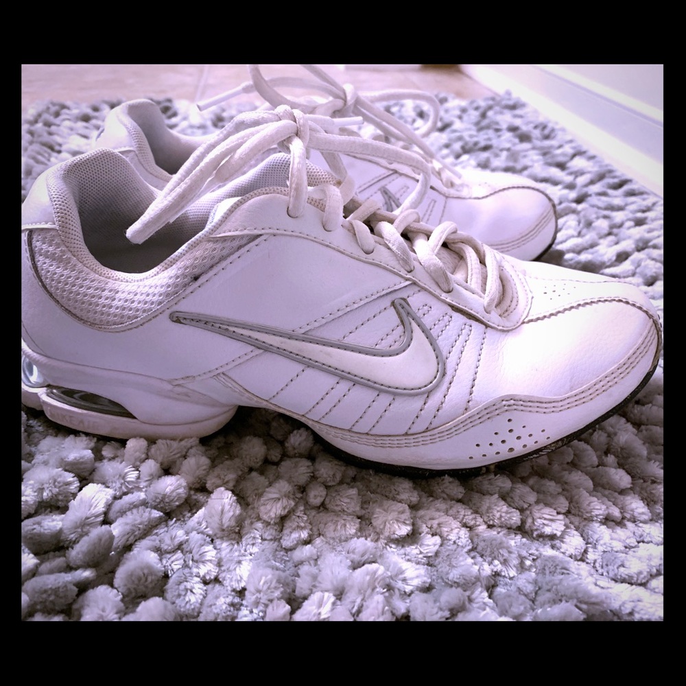 Women’s Nike shoes